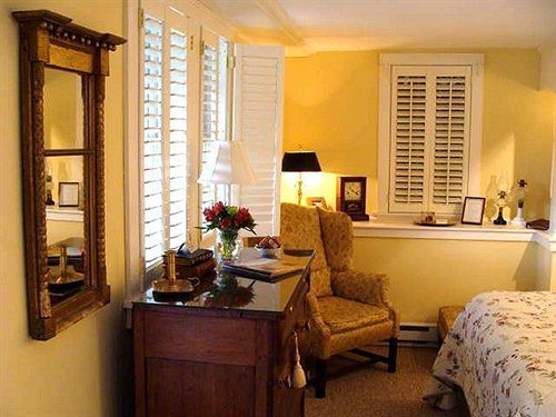 The At Stony Creek Inn Warwick